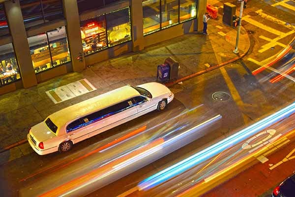 Limo Service My Buffalo Grove at night